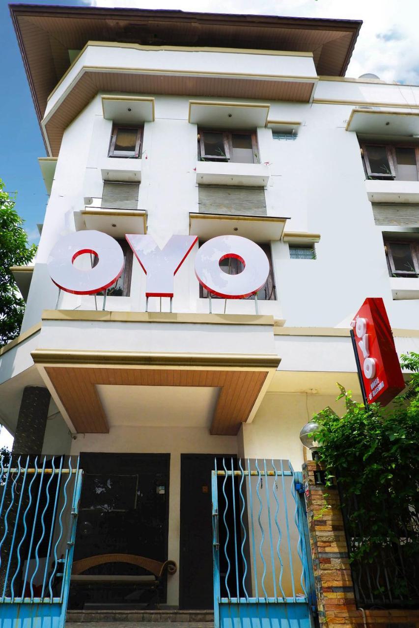 Oyo 381 House Of Blessing Hotel 2*